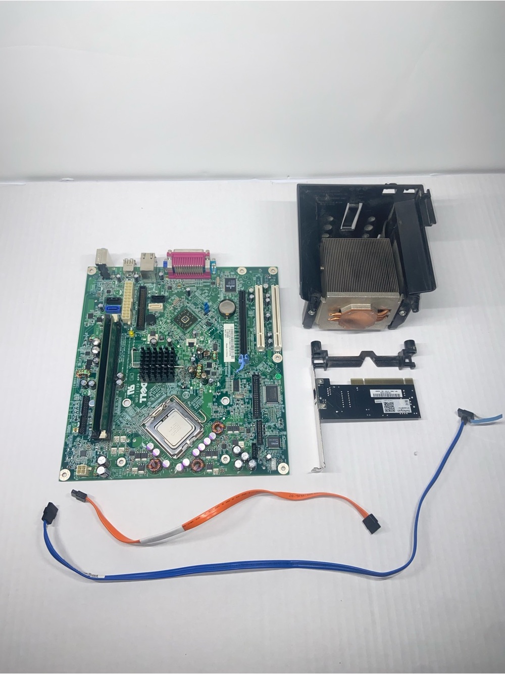 Dell 320 0TY915 Intel E4400 Core 2 Duo 2GB RAM Motherboard w/Heatsink Shroud NIC